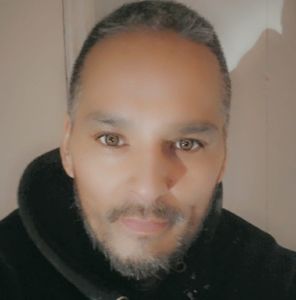 Meet your Posher, Ray